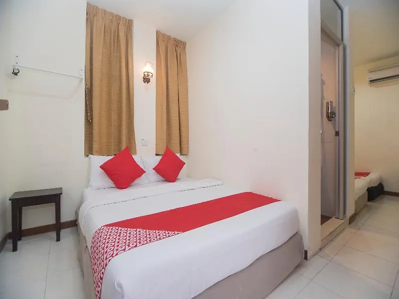 Oyo 1149 Feringghi Hotel Batu Ferringhi 2*,
